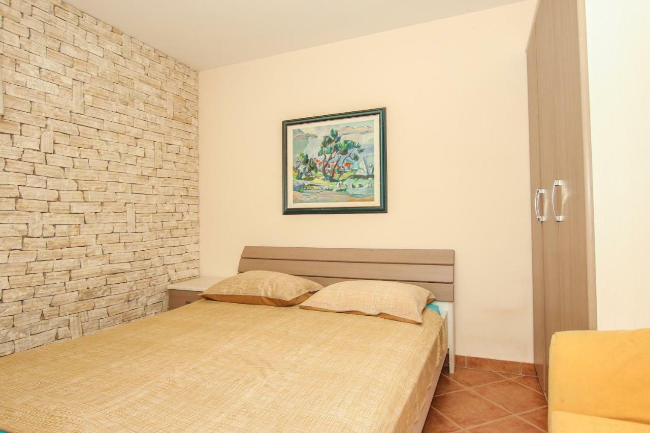 Villa Istriana Jakob With Pool Tar-Vabriga Kültér fotó